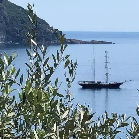 Holiday home Una Terrazza Sul Golfo Paradiso Recco